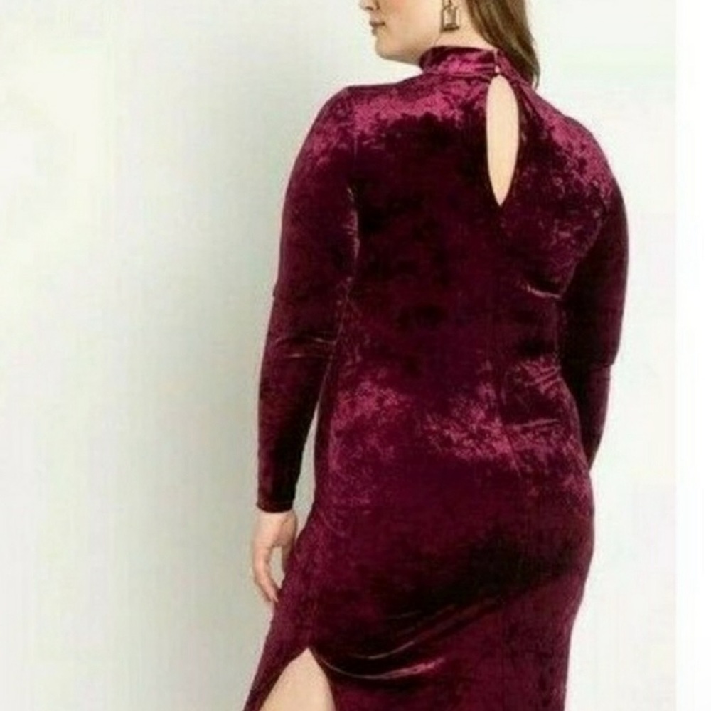 ELOQUII Dress. - Picture 2 of 9